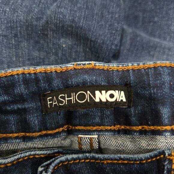 Fashion Nova Skinny Jeans(A040)-Size 3/26 for Women - Picture 6 of 9